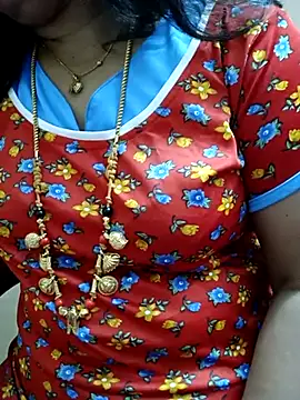 Snapshot of gaurika18 chatting on 13, 2, 2025 gaurika18 online show from 13, 2, 2025