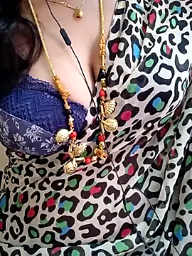 Snapshot of gaurika18 chatting on 14, 2, 2025 gaurika18 online show from 14, 2, 2025