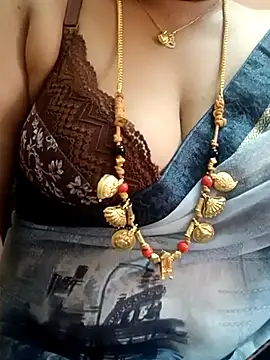 Snapshot of gaurika18 chatting on 20, 2, 2025 gaurika18 online show from 20, 2, 2025