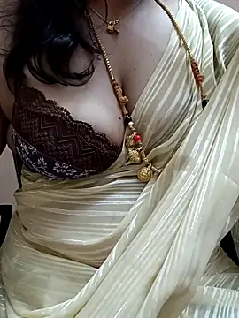 Snapshot of gaurika18 chatting on 21, 2, 2025 gaurika18 online show from 21, 2, 2025