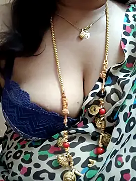 Snapshot of gaurika18 chatting on 22, 2, 2025 gaurika18 online show from 22, 2, 2025