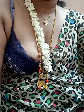 Snapshot of gaurika18 chatting on 23, 2, 2025 gaurika18 online show from 23, 2, 2025