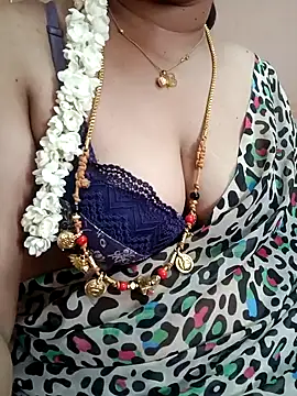 Snapshot of gaurika18 chatting on 24, 2, 2025 gaurika18 online show from 24, 2, 2025