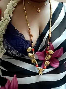 Snapshot of gaurika18 chatting on 24, 2, 2025 gaurika18 online show from 24, 2, 2025