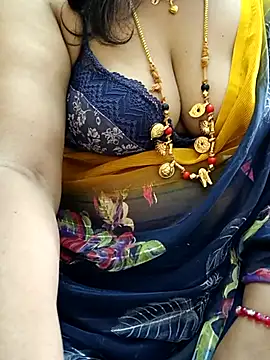 Snapshot of gaurika18 chatting on 28, 2, 2025 gaurika18 online show from 28, 2, 2025