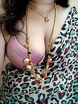 Snapshot of gaurika18 chatting on 7, 3, 2025 gaurika18 online show from 7, 3, 2025