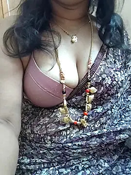 Snapshot of gaurika18 chatting on 23, 3, 2025 gaurika18 online show from 23, 3, 2025