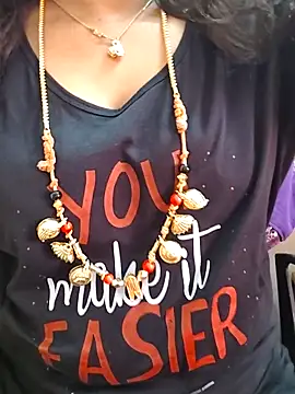 Snapshot of gaurika18 chatting on 23, 3, 2025 gaurika18 online show from 23, 3, 2025