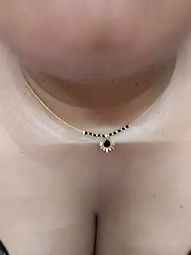 Snapshot of gaurika18 chatting on 9, 9, 2025 gaurika18 online show from 9, 9, 2025