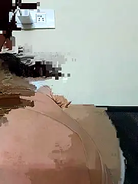 Snapshot of gaurika18 chatting on 12, 9, 2025 gaurika18 online show from 12, 9, 2025