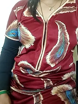 Snapshot of gaurika18 chatting on 14, 10, 2025 gaurika18 online show from 14, 10, 2025