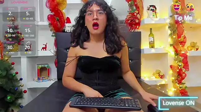 Snapshot of Elith_Berry69 chatting on 14, 12, 2024 Elith Berry69 online show from 14, 12, 2024