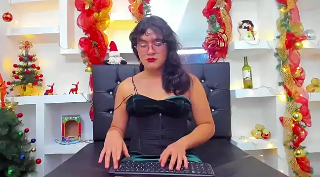 Snapshot of Elith_Berry69 chatting on 15, 12, 2024 Elith Berry69 online show from 15, 12, 2024