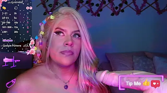 Snapshot of SofiaaCortes chatting on 2, 2, 2025 SofiaaCortes online show from 2, 2, 2025