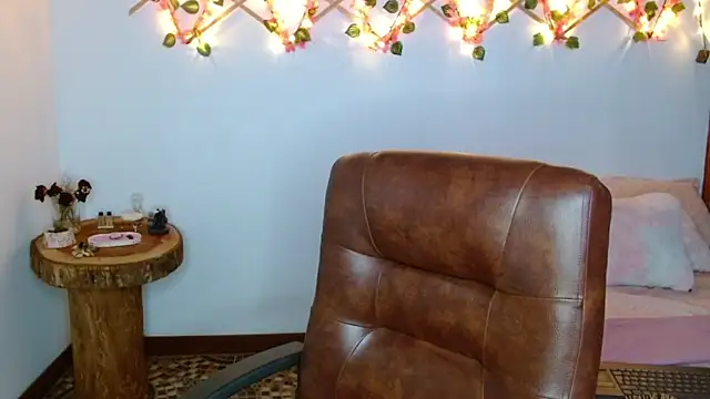 Snapshot of SofiaaCortes chatting on 14, 3, 2025 SofiaaCortes online show from 14, 3, 2025