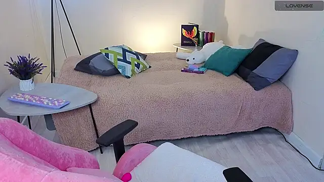 Lill Mary online show from 21, 2, 2025