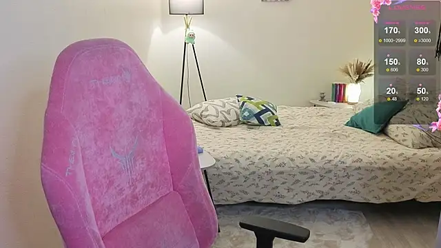 Lill Mary online show from 3, 11, 2025