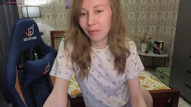 Lill Mary online show from 3, 2, 2026