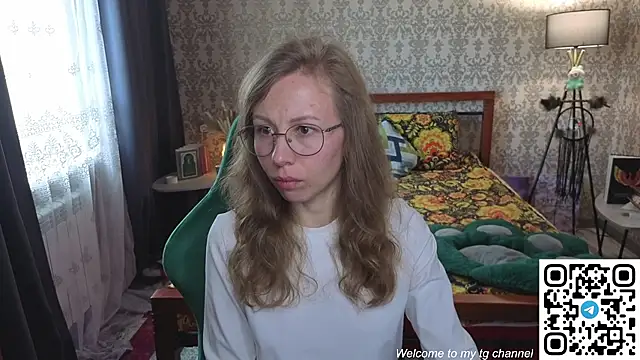 Lill Mary online show from 4, 5, 2026