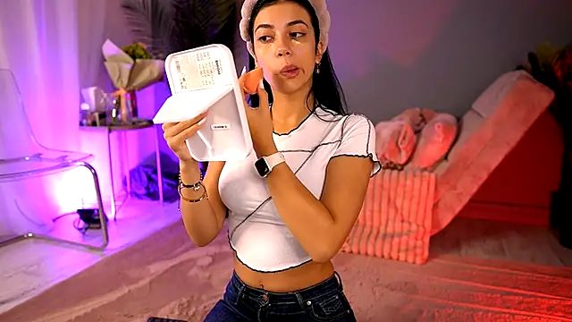 BetsyGonzale online show from 24, 9, 2025