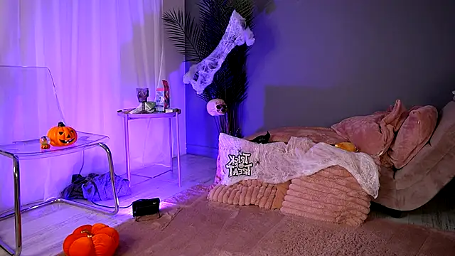 BetsyGonzale online show from 30, 10, 2025