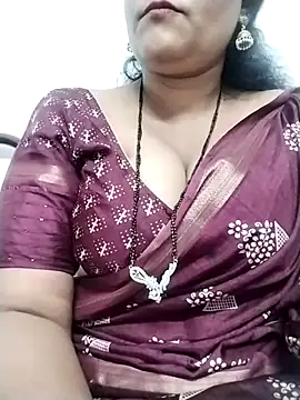 Snapshot of Nyra-23 chatting on 8, 2, 2025 Nyra-23 online show from 8, 2, 2025