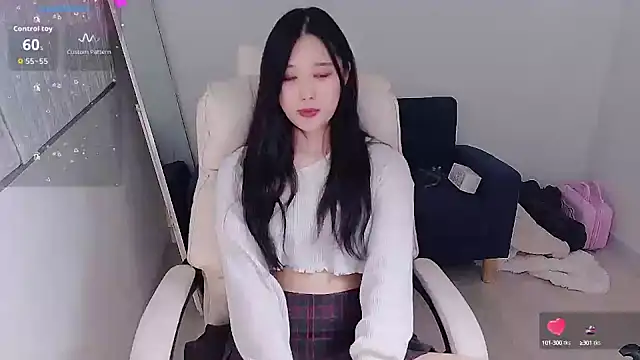 who Lilly online show from 16, 10, 2025