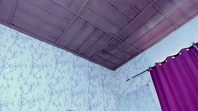 Mia Malkovaa  online show from 15, 11, 2025