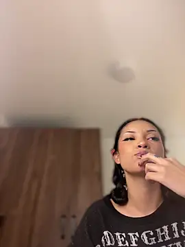 baby lizy online show from 2, 5, 2026