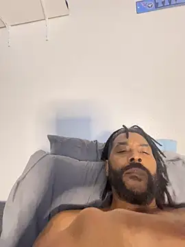 Snapshot of bigdinca chatting on 4, 10, 2025 bigdinca online show from 4, 10, 2025