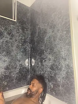 Snapshot of bigdinca chatting on 11, 10, 2025 bigdinca online show from 11, 10, 2025