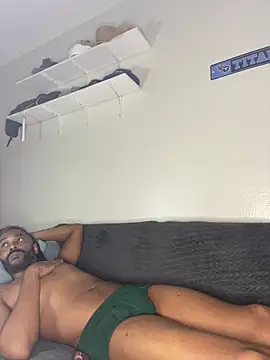 Snapshot of bigdinca chatting on 12, 10, 2025 bigdinca online show from 12, 10, 2025