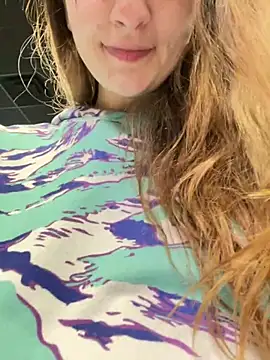 Snapshot of psilybaby chatting on 19, 2, 2025 psilybaby online show from 19, 2, 2025