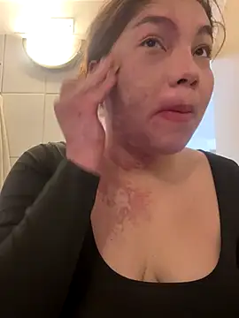 WhiteWomen online show from 28, 9, 2025