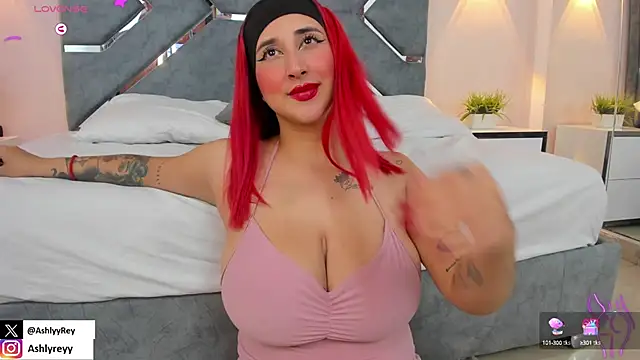 ashlyrey-1 online show from 6, 1, 2025