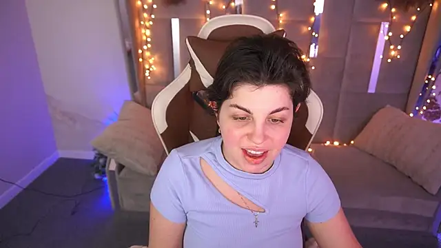 MirandaWong online show from 15, 2, 2026