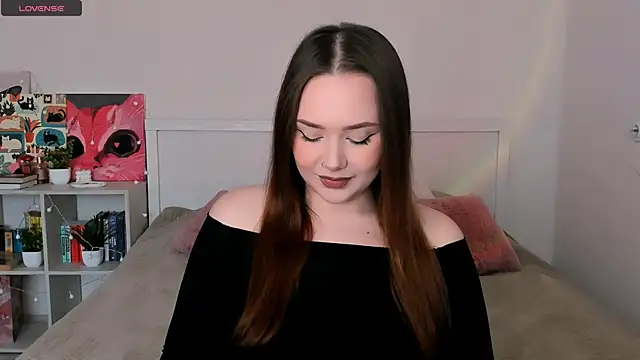 LittleKiitten online show from 30, 4, 2026