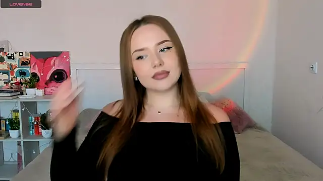 LittleKiitten online show from 6, 8, 2026