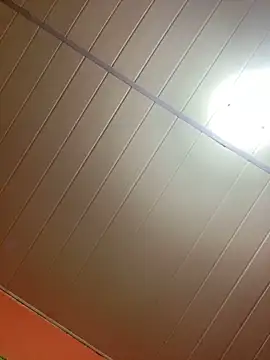 vic pretynhaa online show from 2, 11, 2025