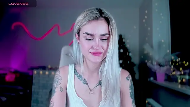  Ravenaa online show from 20, 12, 2024