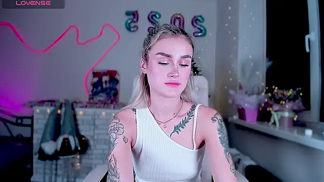  Ravenaa online show from 23, 12, 2024