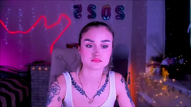  Ravenaa online show from 28, 1, 2025