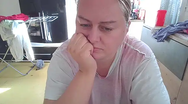 Snapshot of Meliss_Official9 chatting on 24, 2, 2025 Meliss Official9 online show from 24, 2, 2025