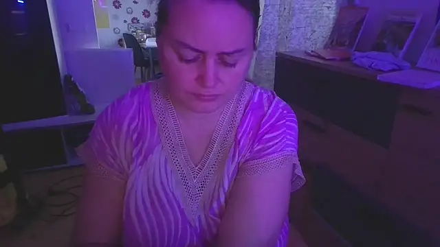 Meliss Official9 online show from 19, 11, 2025