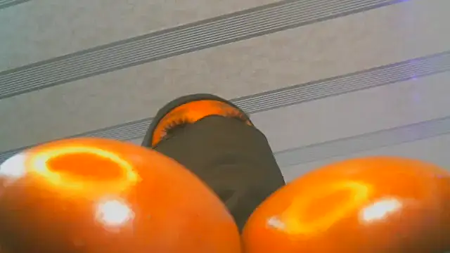 Snapshot of XPanther_24 chatting on 5, 2, 2025 XPanther 24 online show from 5, 2, 2025