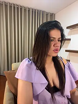 Snapshot of Alice_Biel chatting on 31, 1, 2025 Alice Biel online show from 31, 1, 2025