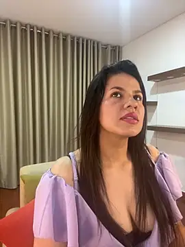 Snapshot of Alice_Biel chatting on 9, 2, 2025 Alice Biel online show from 9, 2, 2025