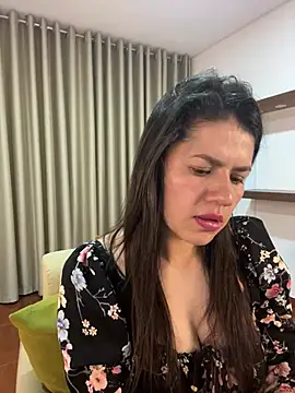 Snapshot of Alice_Biel chatting on 22, 2, 2025 Alice Biel online show from 22, 2, 2025