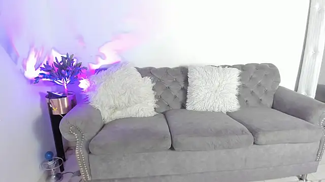 Sofi Vasquez online show from 28, 1, 2025