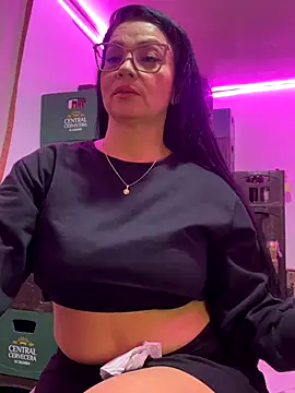 Hot beauty   online show from 29, 11, 2025